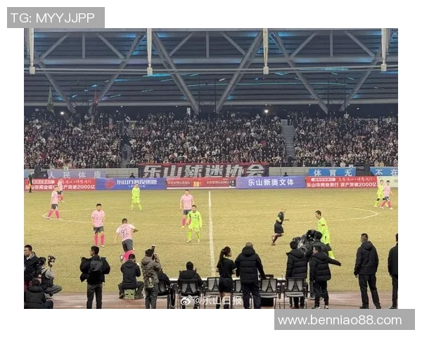 武汉足球明星赛精彩回顾视频展现球星风采与激情对决