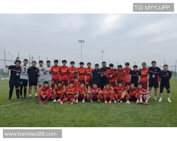 吴强足球生涯回顾与展望:从球场到人生的精彩对话 吴强足球生涯回顾与展望:从球场到人生的精彩对话