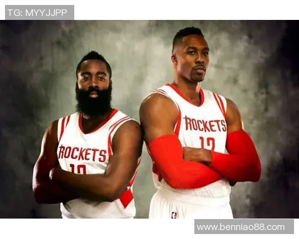 老头与足球明星的搞笑对决视频引发网友热议与欢笑